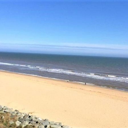 Fabulous 2 Bedroom Dog Friendly Chalet 5 Min Walk To Beach, Nr Gt Yarmouth & Norfolk Broads Scratby Exteriör bild