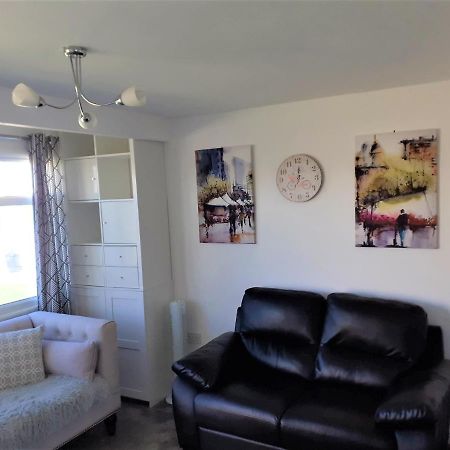 Fabulous 2 Bedroom Dog Friendly Chalet 5 Min Walk To Beach, Nr Gt Yarmouth & Norfolk Broads Scratby Exteriör bild