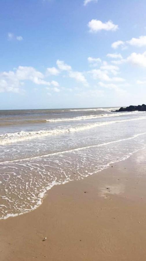 Fabulous 2 Bedroom Dog Friendly Chalet 5 Min Walk To Beach, Nr Gt Yarmouth & Norfolk Broads Scratby Exteriör bild